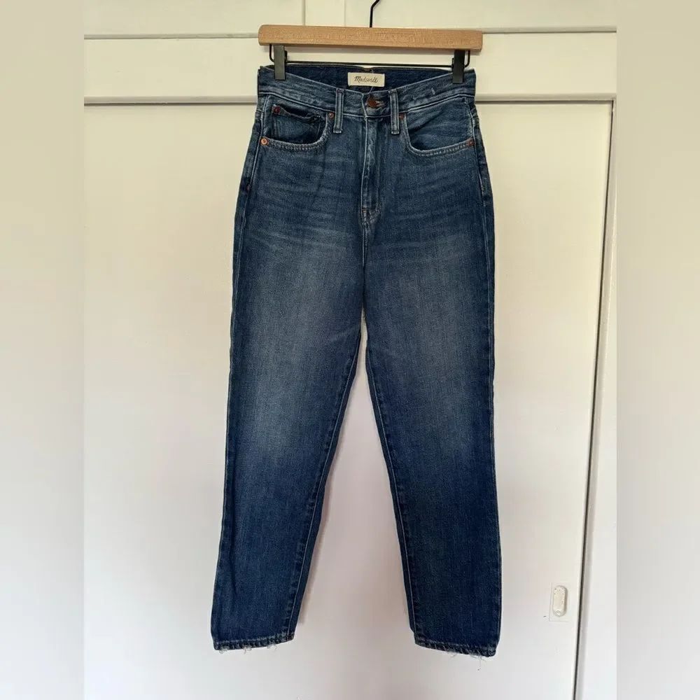 SALE! Madewell Mom Relaxed Loose Fit Jeans Size 25